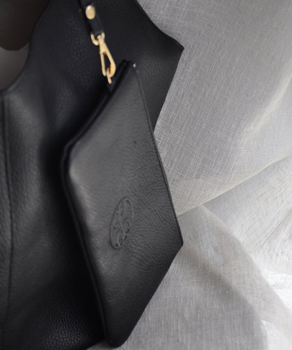 HELENA_SMALL_BLACK_4