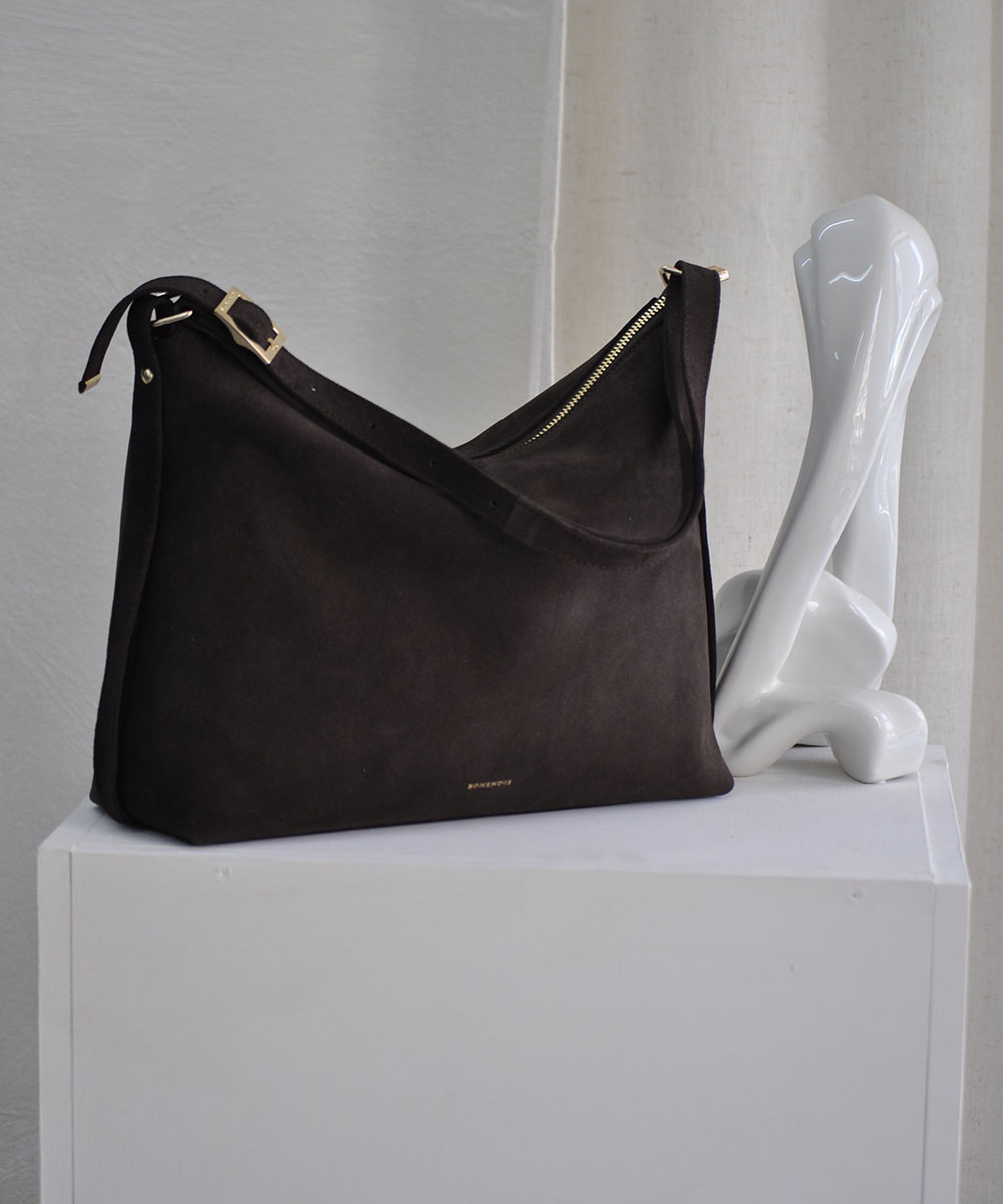 RALLU CHOCOLATE SUEDE.1